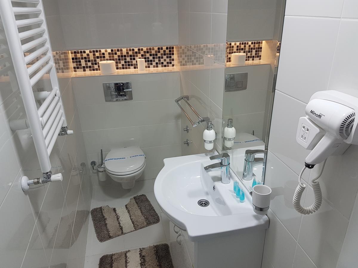 Hotel Omni Valjevo Ngoại thất bức ảnh